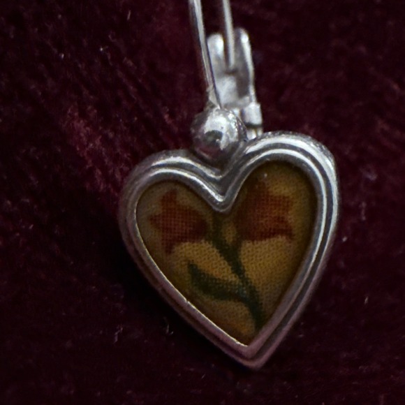 Brighton Picadilly Heart Hoop Earrings Flower Frame Dangle Cottagecore - Picture 2 of 3